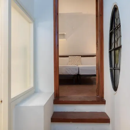 Flateli Peixateries Velles アパート *